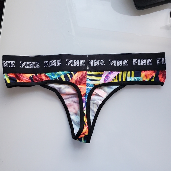 New VS Pink Panty - Picture 2 of 3